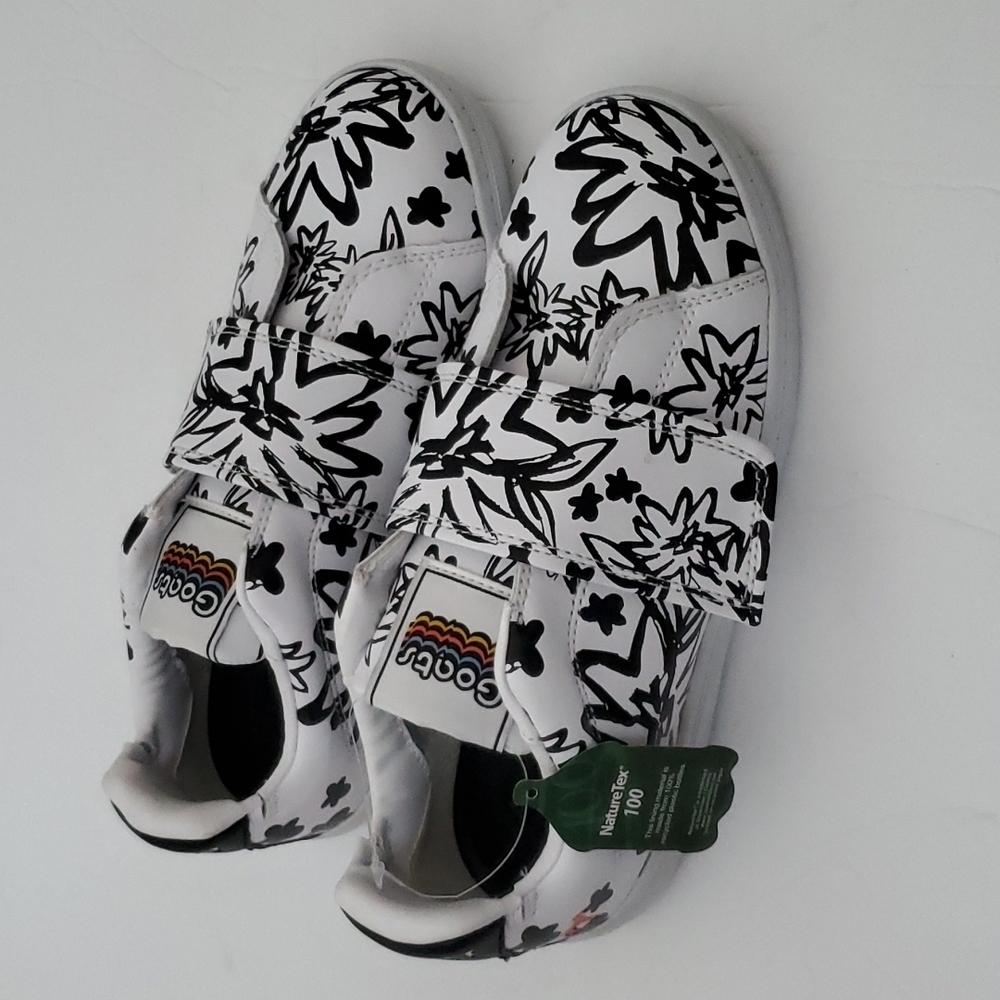 Goats Leather Upper Velcro Strap Sneaker sz 3